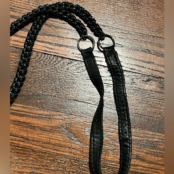 Linea Pelle Black Woven Leather Shoulder Bag - Picture 7 of 12